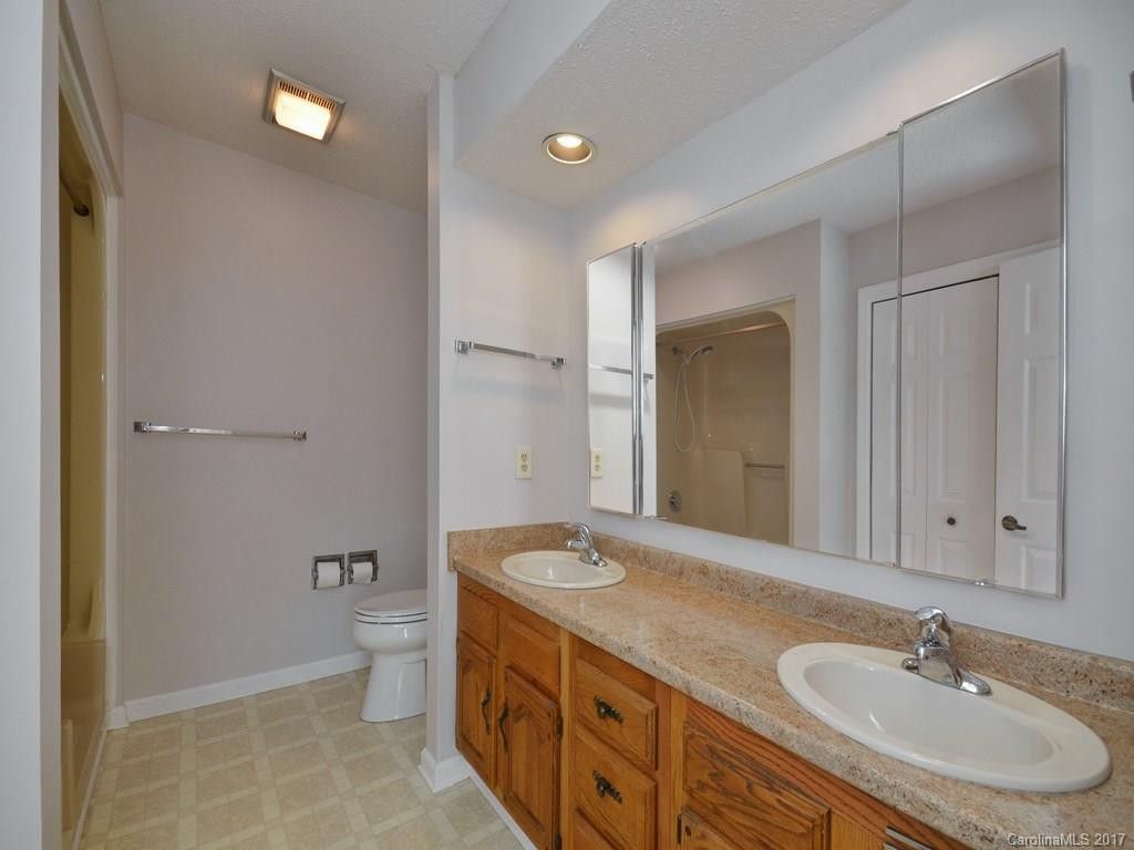 306 Live Oak Lane #306 - Photo 11