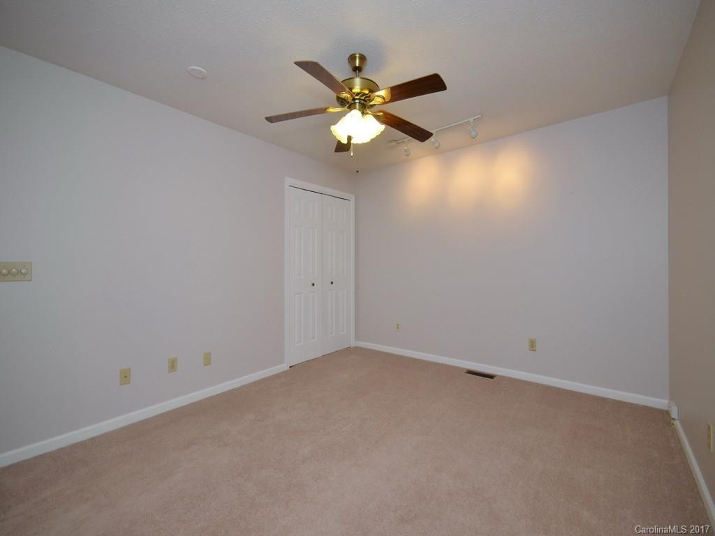 306 Live Oak Lane #306 - Photo 9
