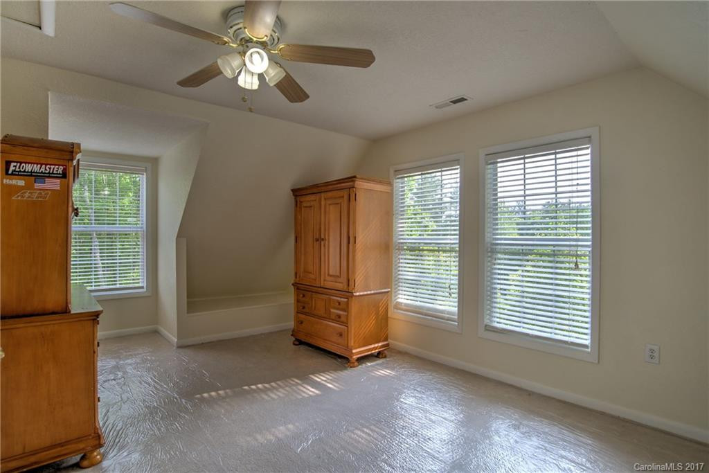 28 Lamplighter Lane - Photo 12