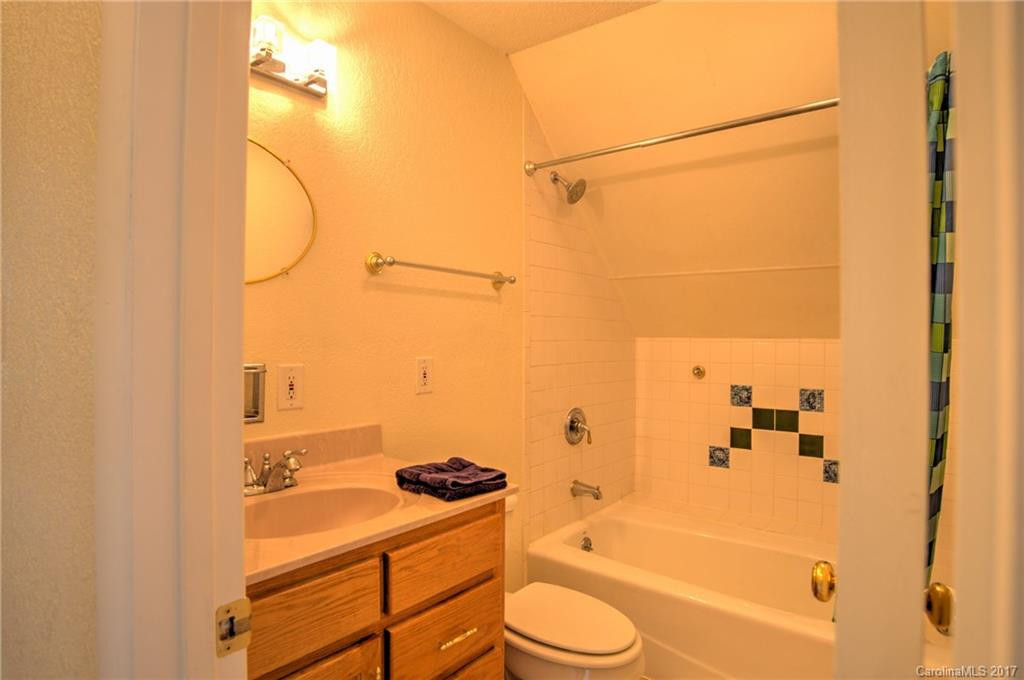 28 Lamplighter Lane - Photo 13