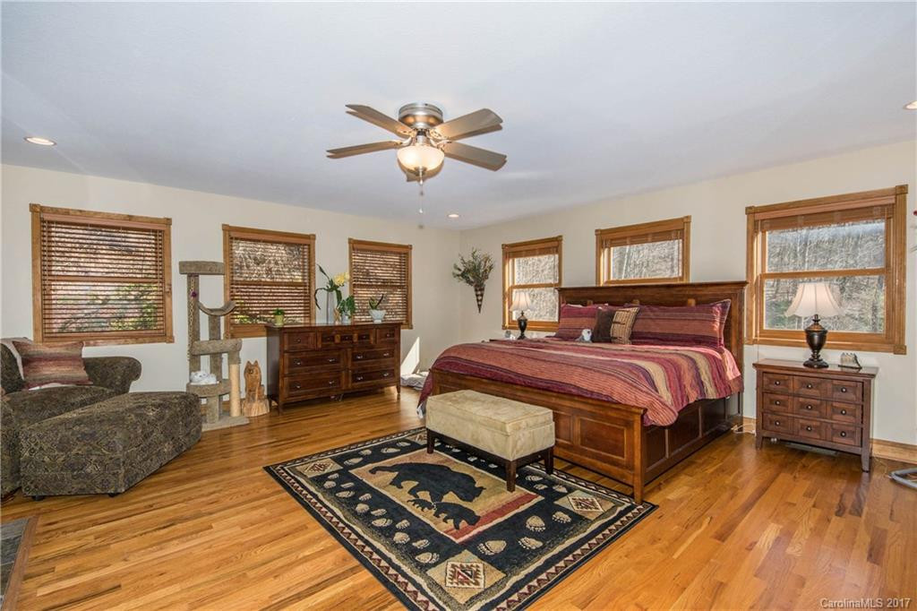 467 Presidential Drive - Photo 12