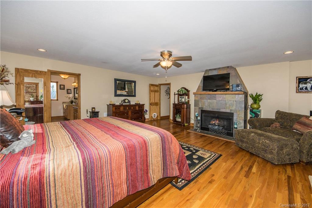 467 Presidential Drive - Photo 13