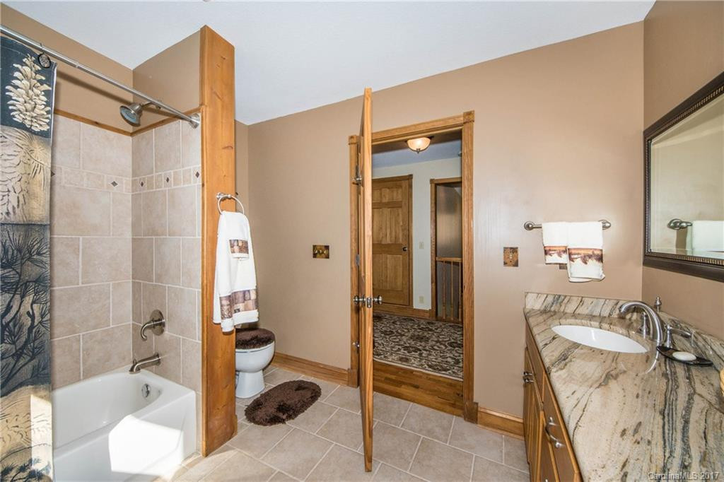 467 Presidential Drive - Photo 18