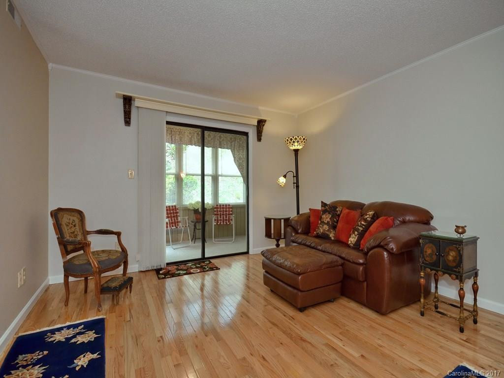 3902 Trinity Court #- - Photo 3