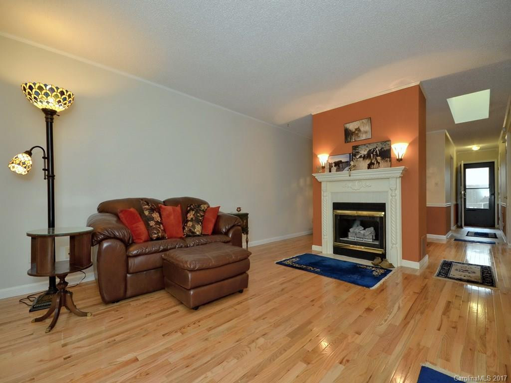 3902 Trinity Court #- - Photo 4