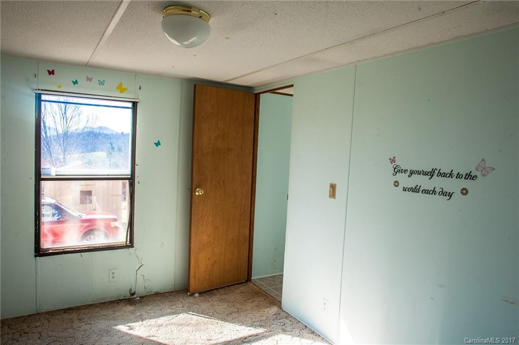 140 Green Acres Drive #19 - Photo 8