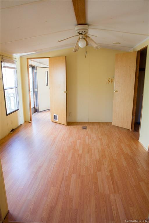 140 Green Acres Drive #19 - Photo 9