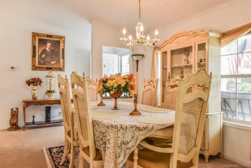 48 Dogwood Knoll - Photo 3