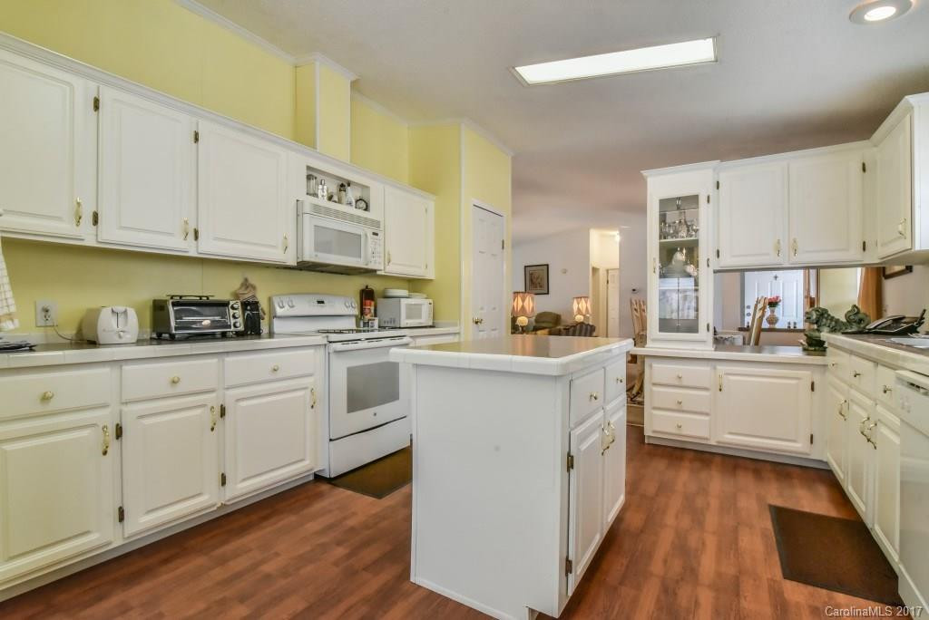 48 Dogwood Knoll - Photo 4