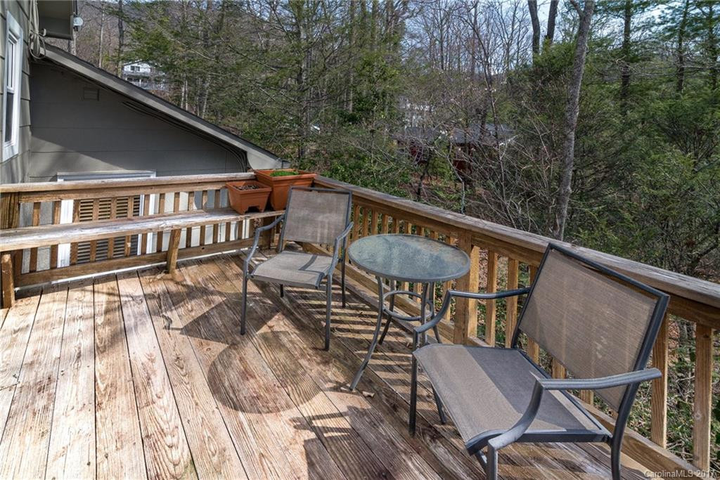 152 Woodland Road - Photo 19
