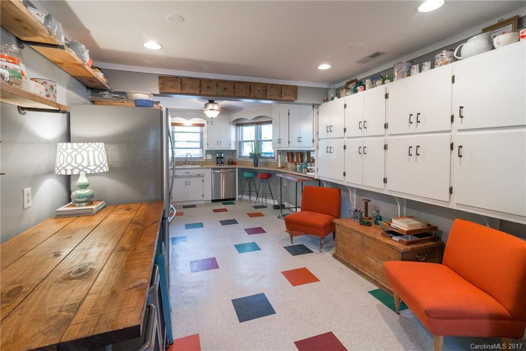 152 Woodland Road - Photo 9