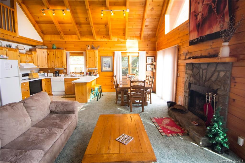 193 Valley Creek Drive - Photo 2