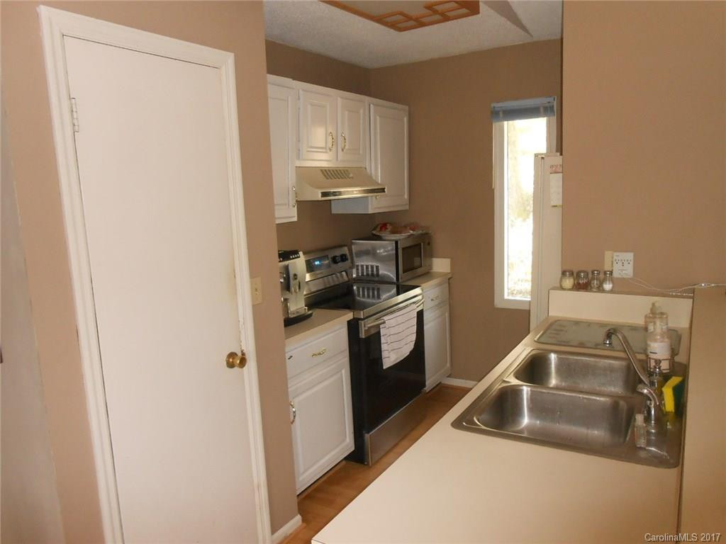 662 Locust Drive #25B - Photo 7