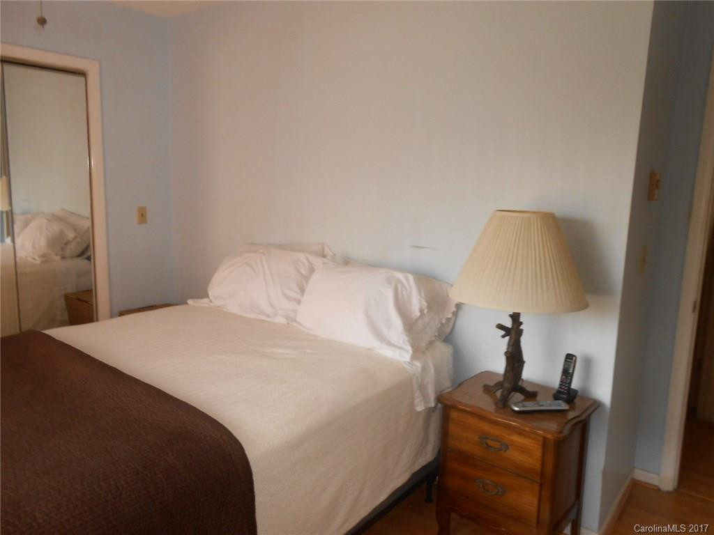 662 Locust Drive #25B - Photo 9