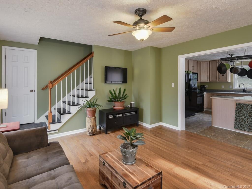 23 Morrow Drive - Photo 5