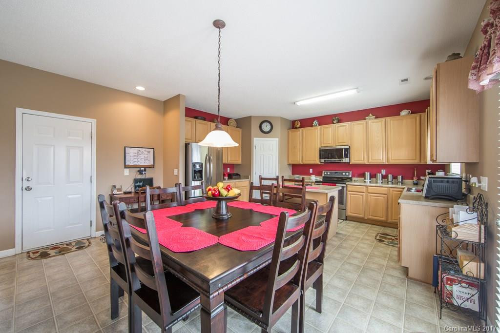 78 Woodfern Road #19 - Photo 7