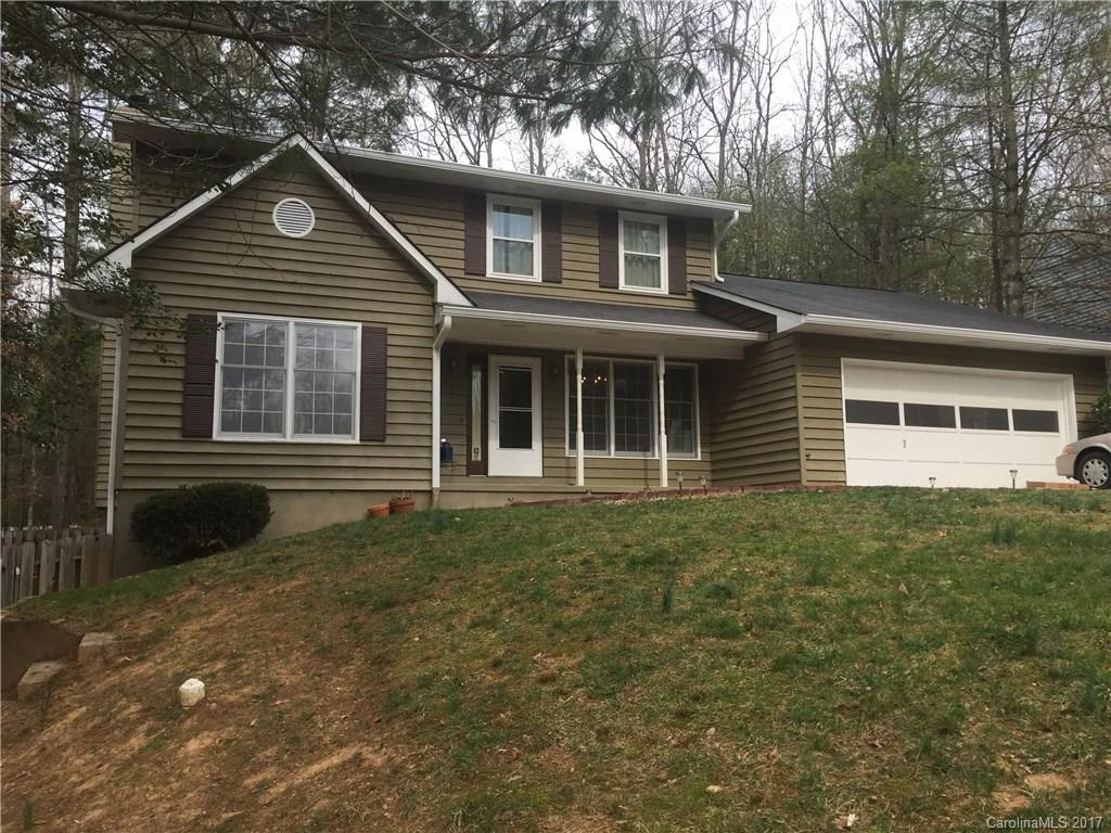 2 Glenwood Circle