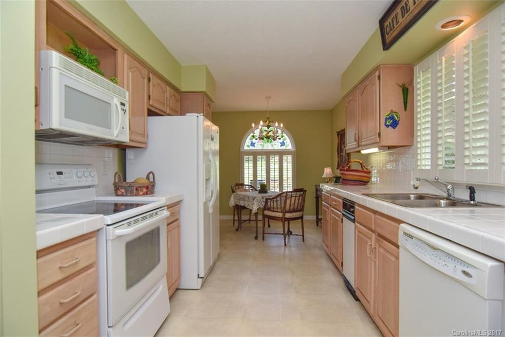 917 Kanuga Road #917 - Photo 18