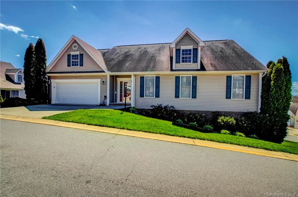 108 Willow Oak Drive