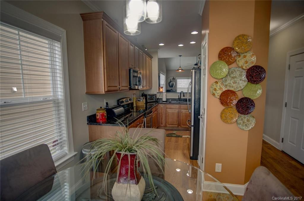 15 Holmes Lane - Photo 2