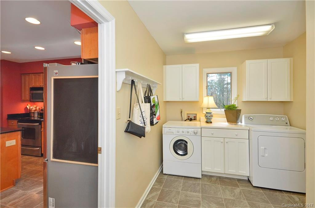 44 Ravenwood Drive - Photo 11
