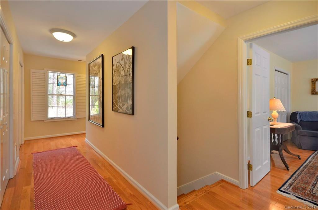 44 Ravenwood Drive - Photo 14