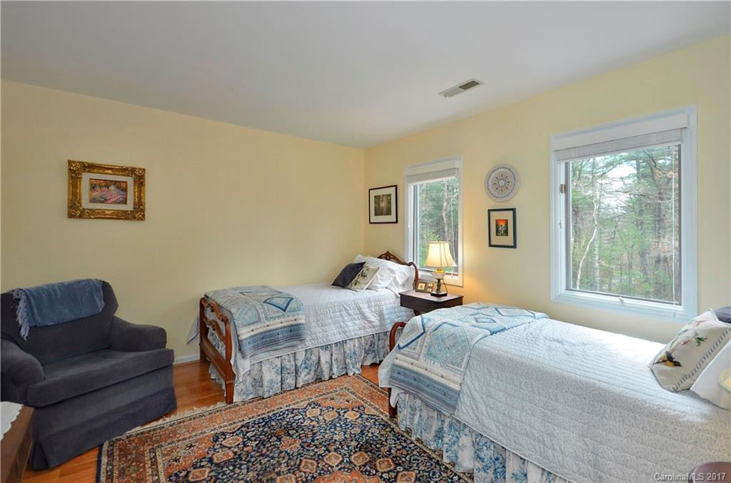 44 Ravenwood Drive - Photo 15