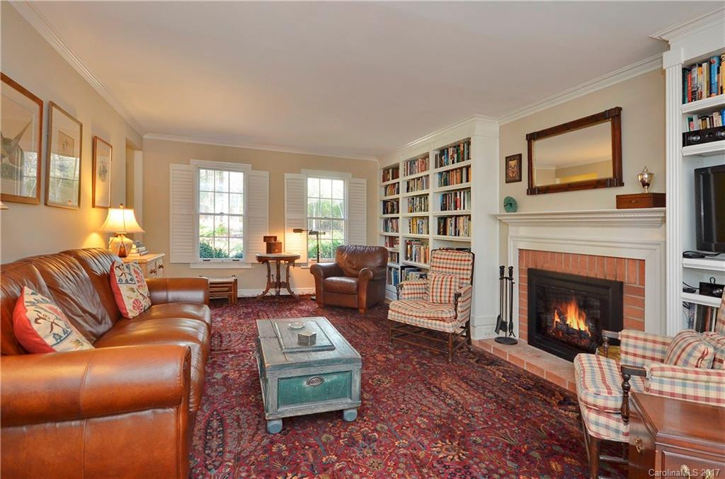 44 Ravenwood Drive - Photo 5
