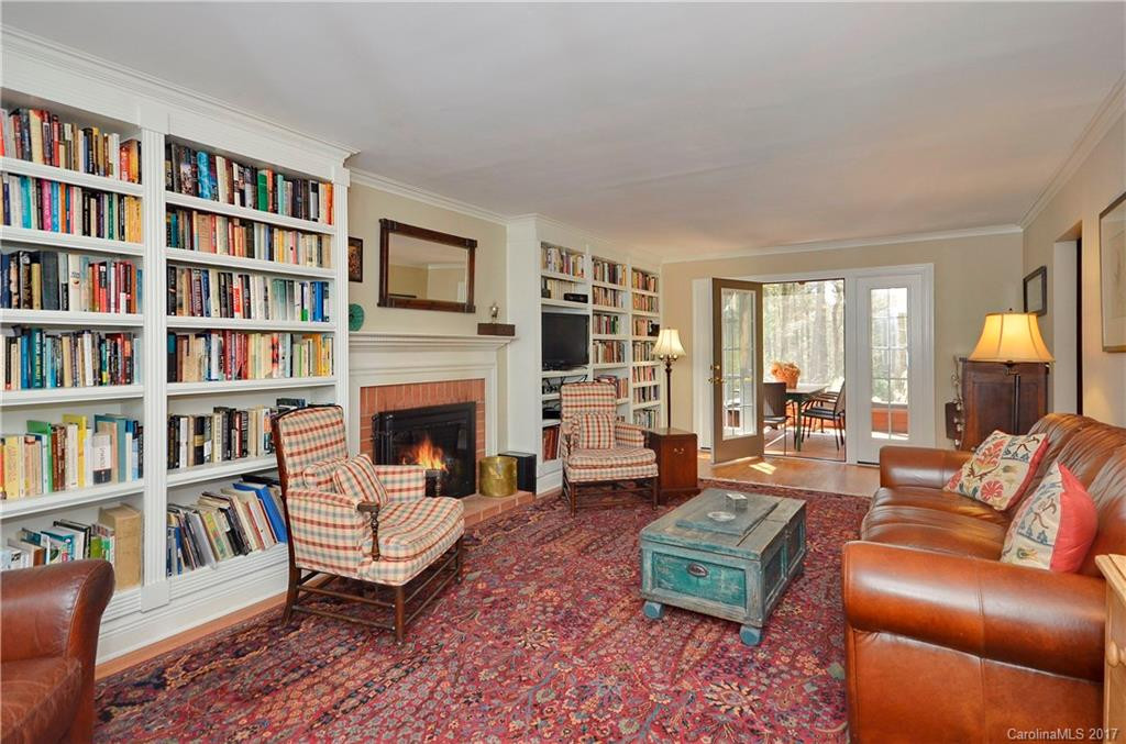 44 Ravenwood Drive - Photo 6