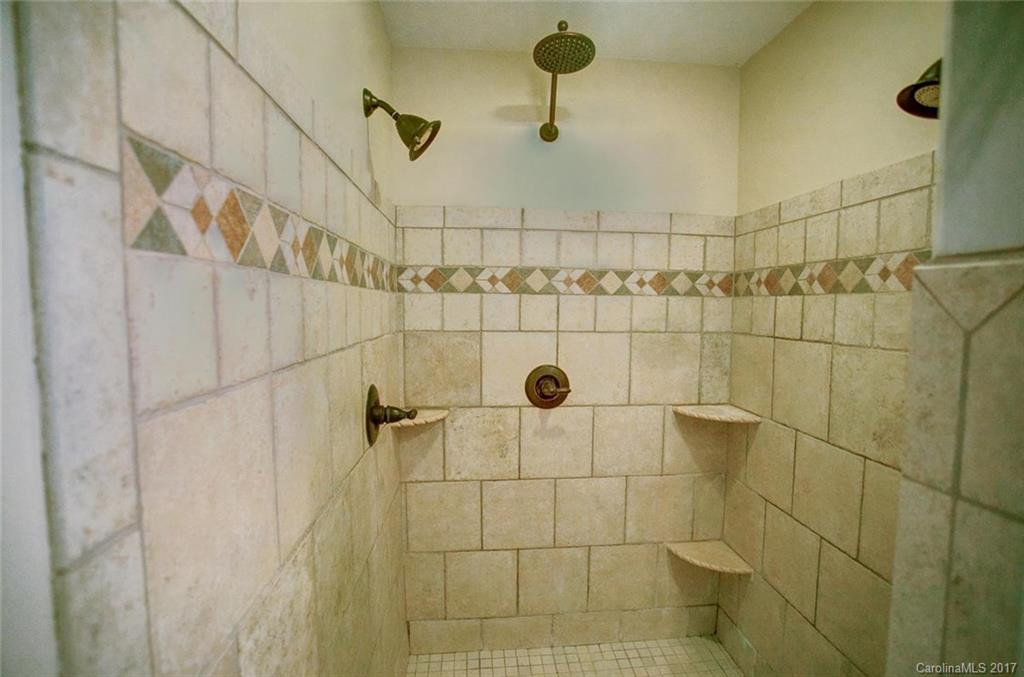 25 Carl Roberts Road - Photo 7