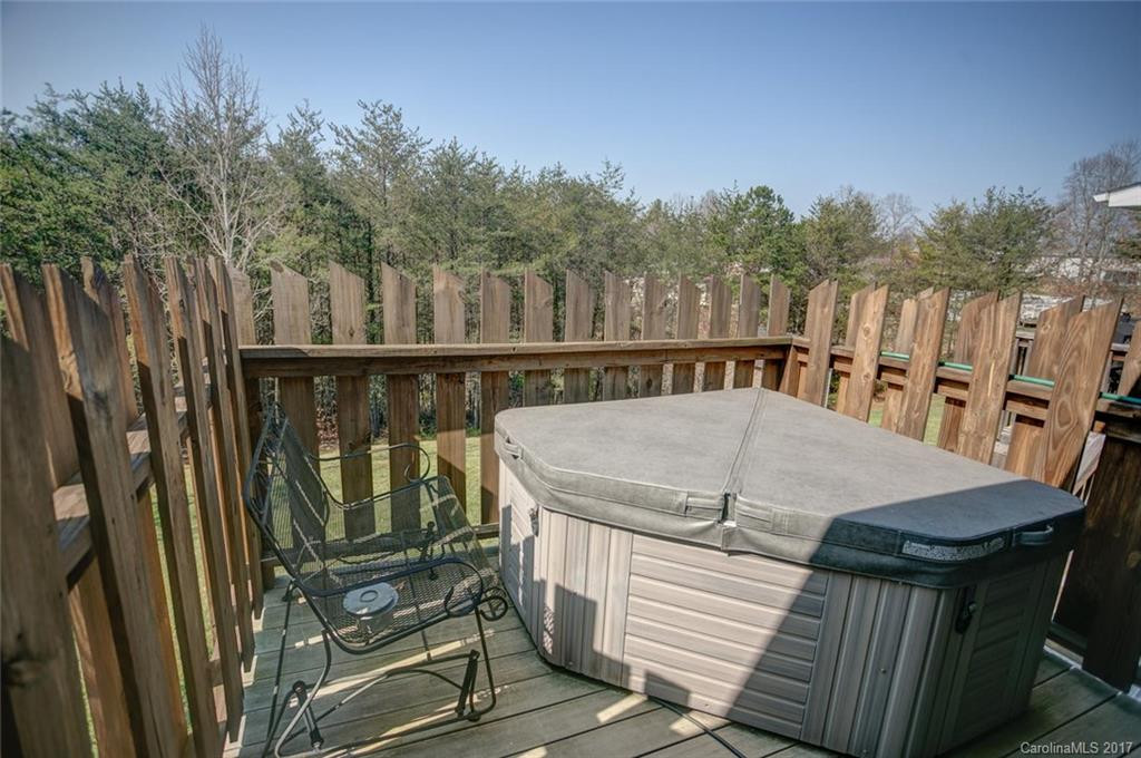 25 Carl Roberts Road - Photo 8