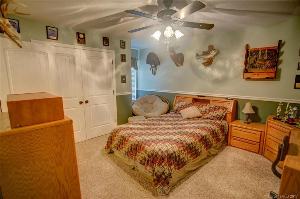 25 Carl Roberts Road - Photo 9
