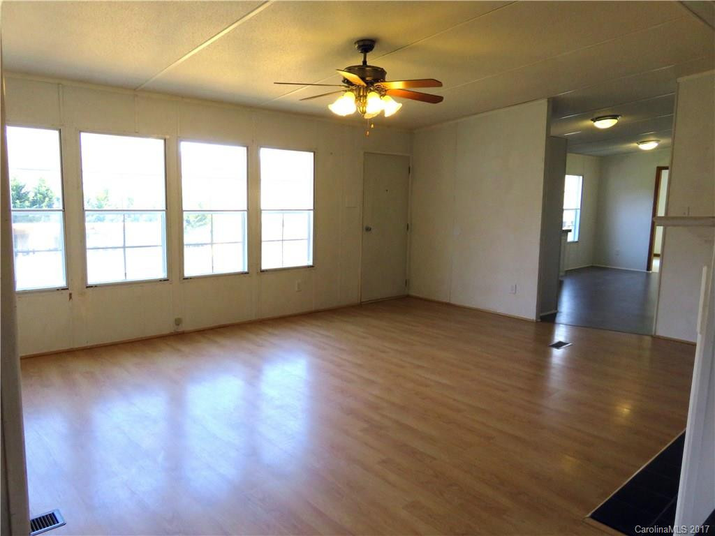 32 Dorothy Lane #9 - Photo 5