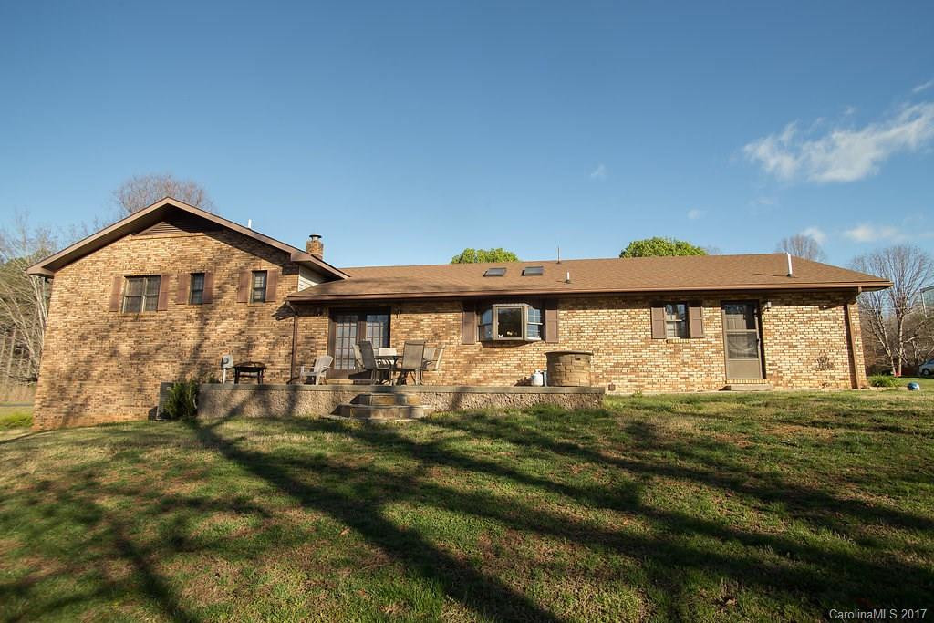 46 Justice Road - Photo 2