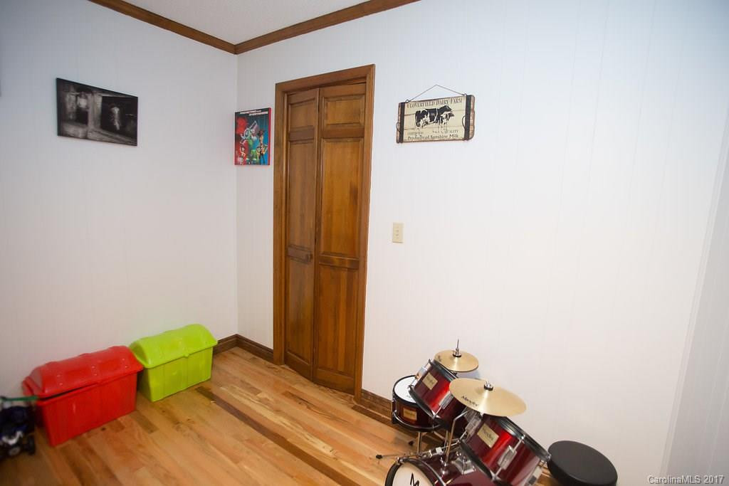 46 Justice Road - Photo 8