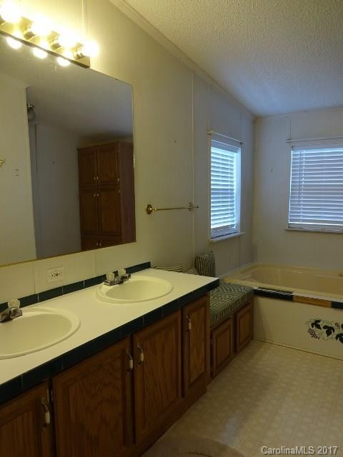 165 River Crest Drive - Photo 13