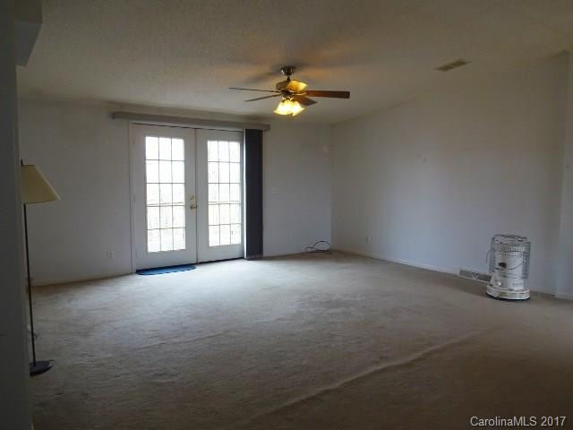 165 River Crest Drive - Photo 5