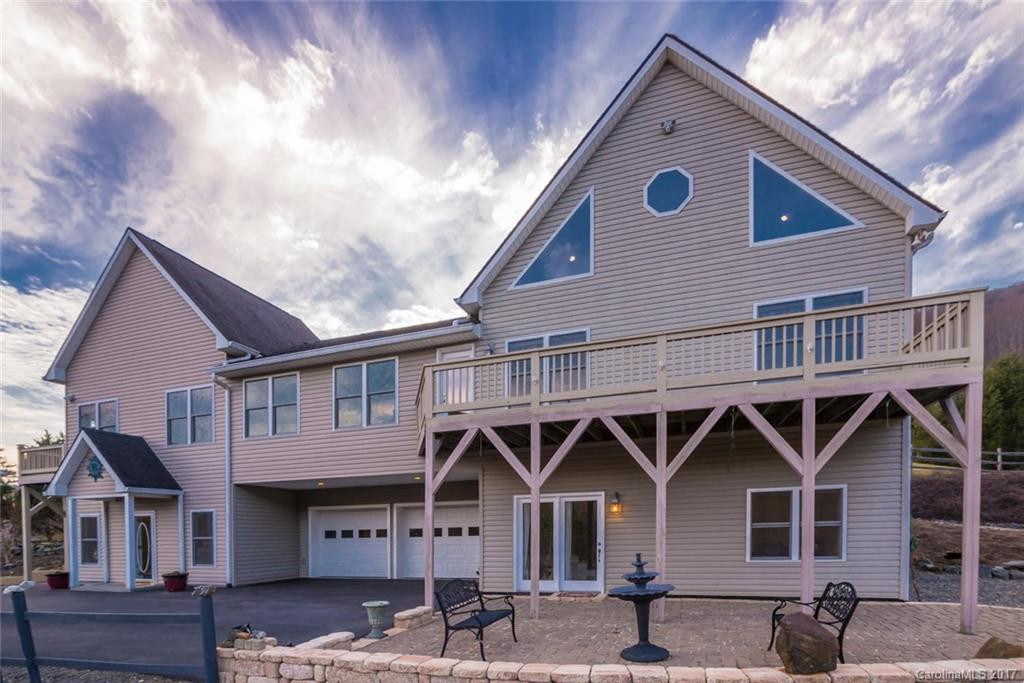 105 Elm Drive - Photo 2