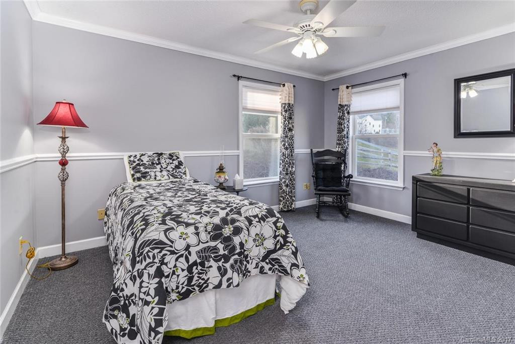 105 Elm Drive - Photo 16