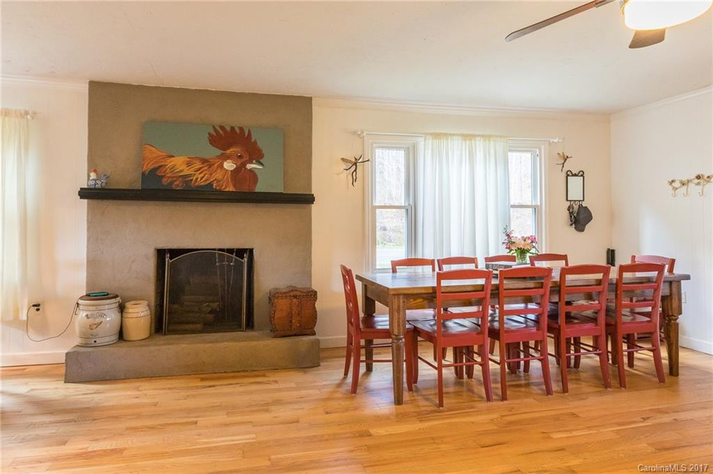 2697 Pine Cove Road - Photo 10