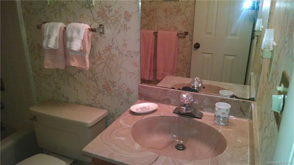 87 Willow Road #D-16 - Photo 20