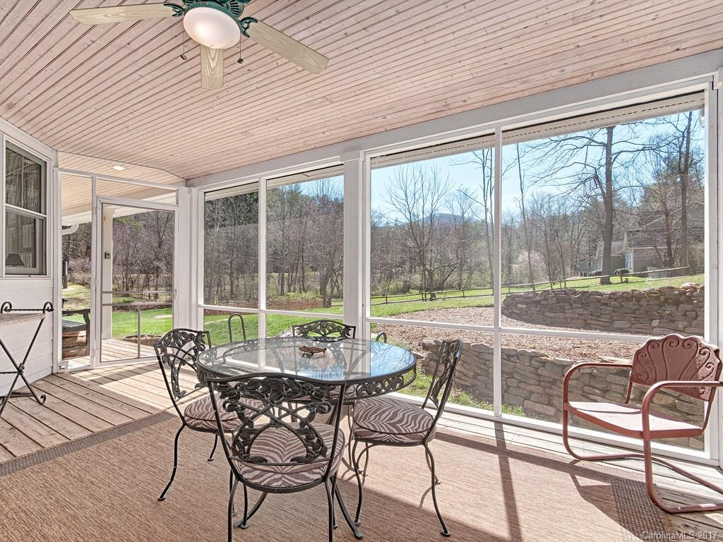 15 Wolfe Cove Road - Photo 17