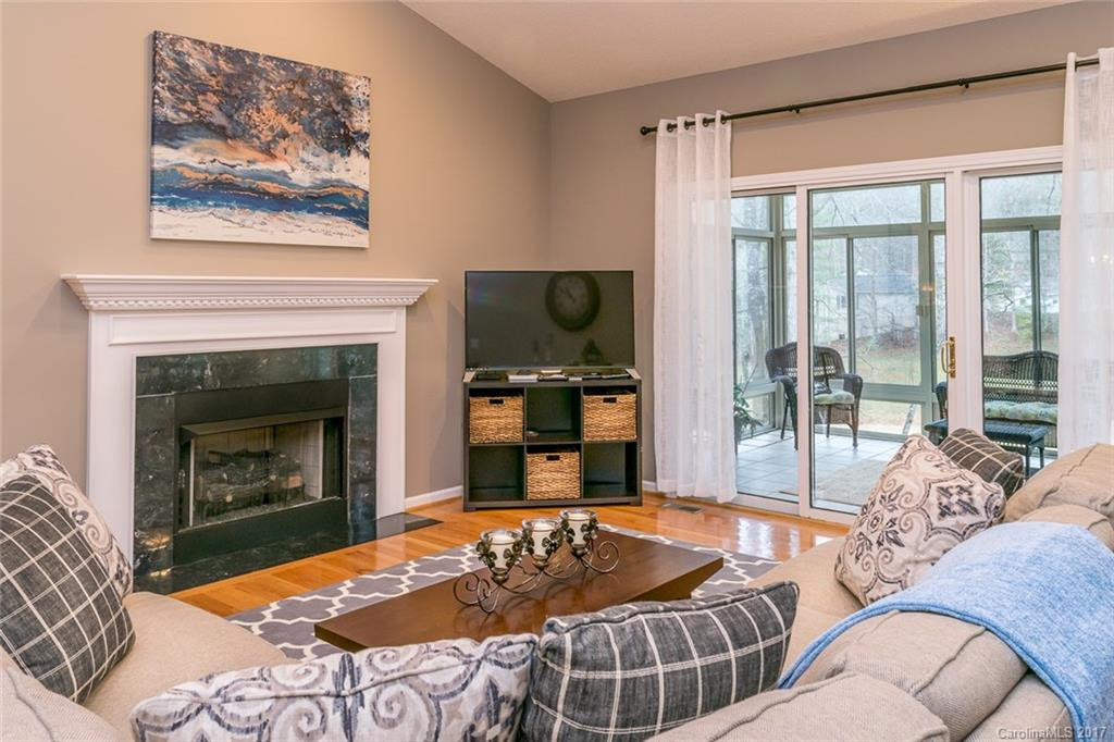 107 Fairway Knoll Drive - Photo 5