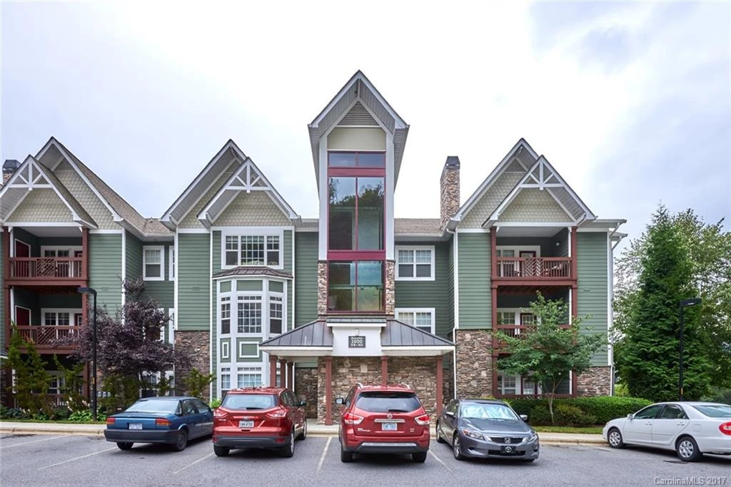 1000 Olde Eastwood Village Boulevard #6B