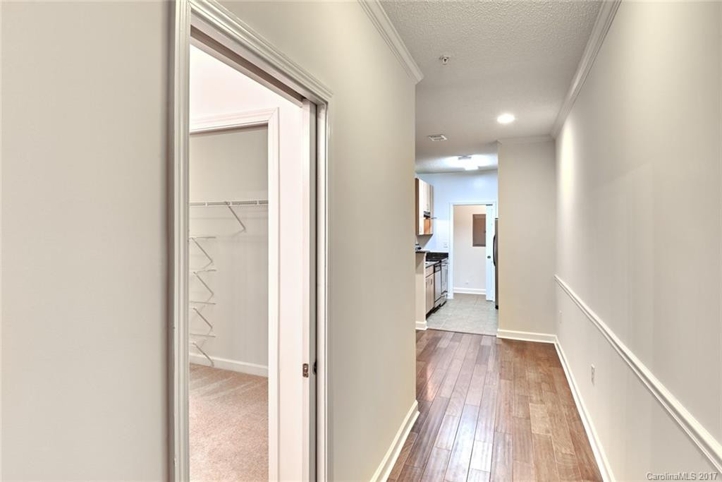 1000 Olde Eastwood Village Boulevard #6B - Photo 3