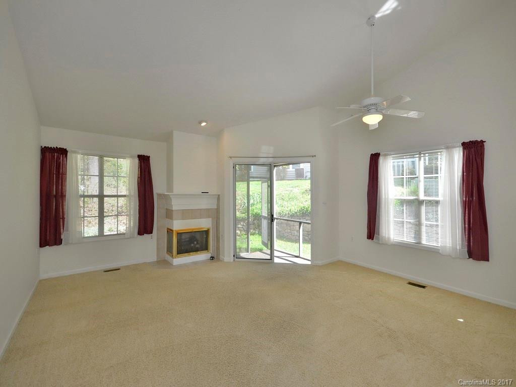 193 Laurel Park Place #193 - Photo 2