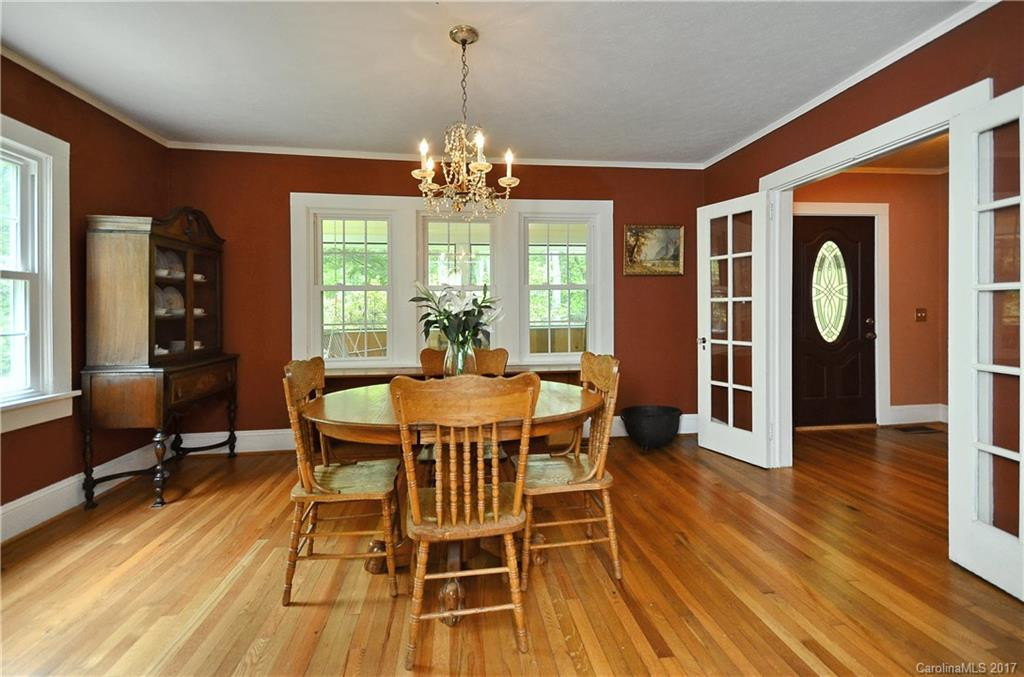 105 Hood Heights - Photo 11