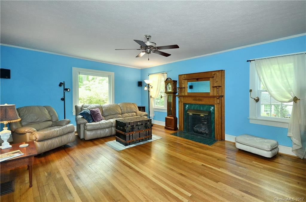 105 Hood Heights - Photo 16