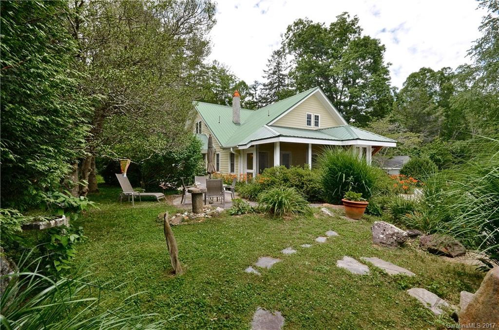 105 Hood Heights - Photo 3