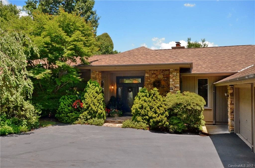 344 Kenmure Drive #42